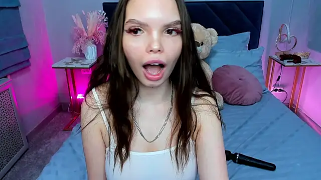 Curvy_Dynamite_ webcam