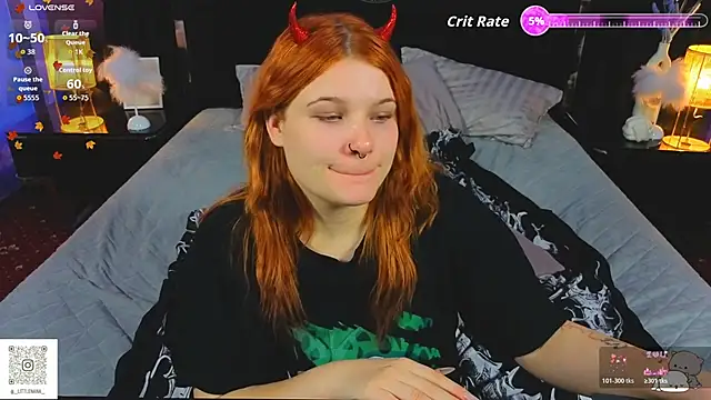 clumsy_nana (F young) - body tease/doggy