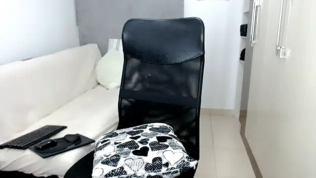 Laura-pervert webcam