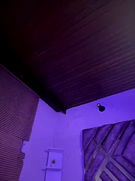 MichelleDiaz_Pink webcam