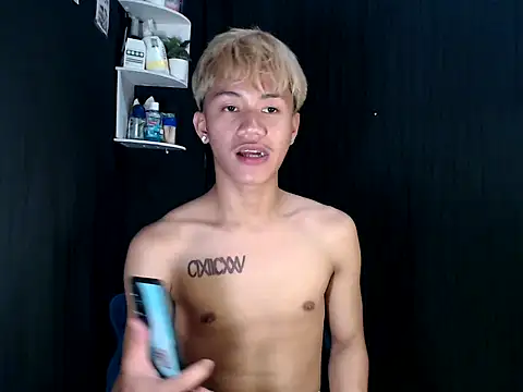 naughtyboyloy_0 webcam