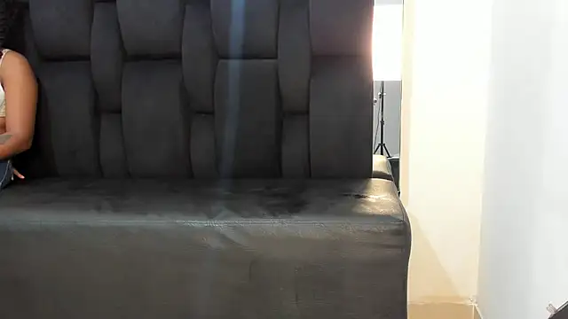 SweetYoungs_ live webcam from Colombia on Ufotopia – Live Cams & Video Chat