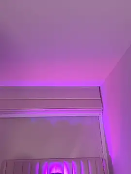 ArianaReynoldss webcam