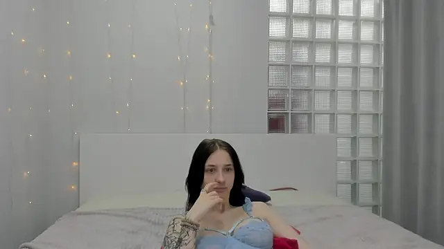 Chatty_Alice webcam