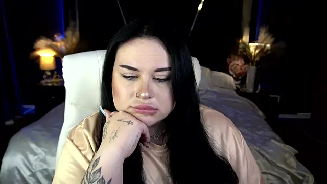 SerahMirabeli webcam