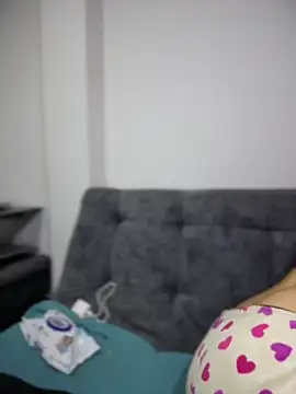 Isabella-Teen webcam