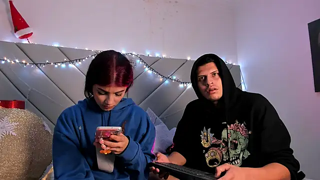 jov_and_thomas webcam