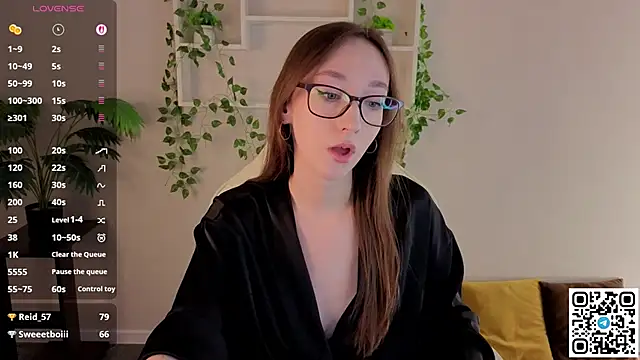 Miche1le_Allenne webcam