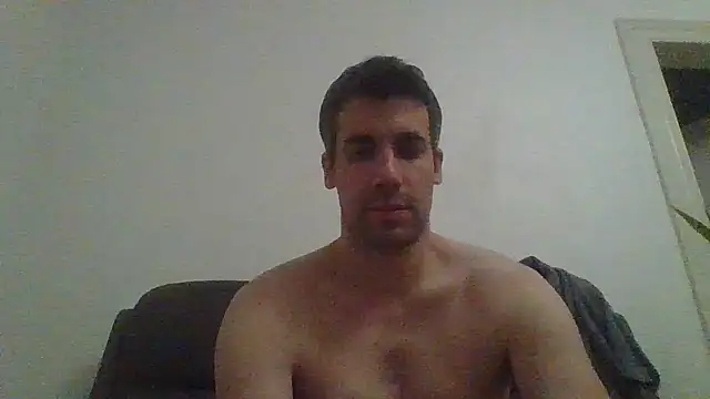 JulioIsHere4you webcam