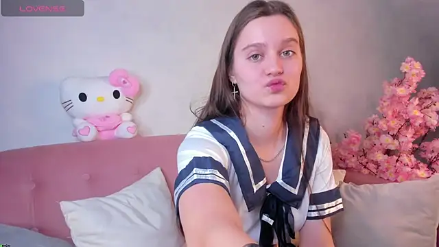 Renesmy_Black webcam