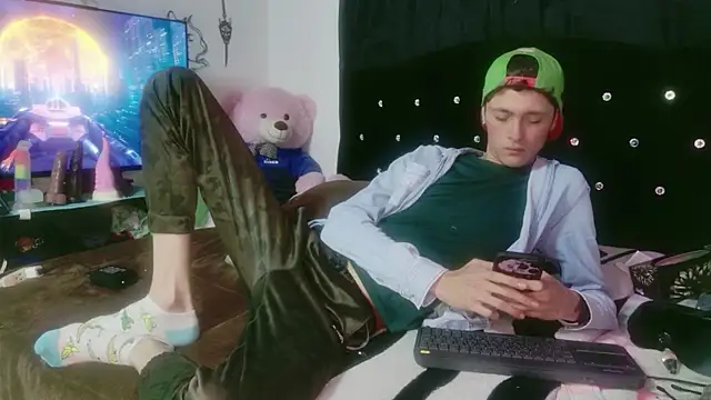 Tyler_cat live webcam from Colombia on Ufotopia – Live Cams & Video Chat