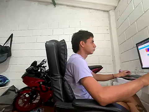 max_thehorsedick (M young) - START TICKET SHOW ( CUM )