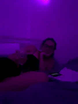 ThatBratCartier webcam