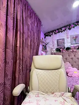 April_Beckett02 webcam