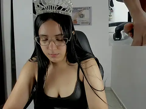 queen_findom1 webcam