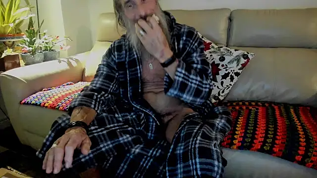 mindphu_k live cam screenshot male from Canada on Ufotopia – Live Cams & Video Chat