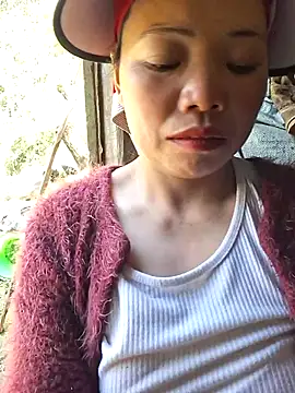 miomio-12 - Miomio-12's free webcam - UK Sex Cams