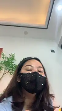 zhizhinaigai (F milf) - 脱衣舞 私处特写 拉尿 呻吟震动