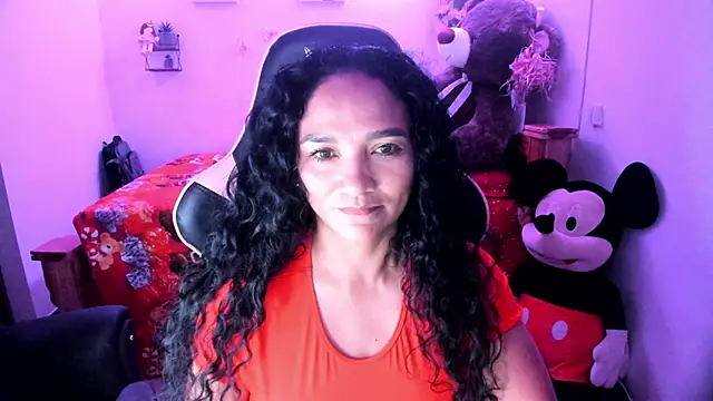 rayza_mature_154 webcam