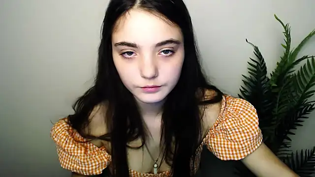 sun_shine__ - Sun_Shine__'s free webcam