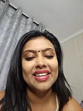 Indian_GlowingMiax webcam
