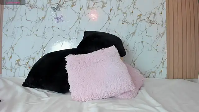 Christal_Golden webcam