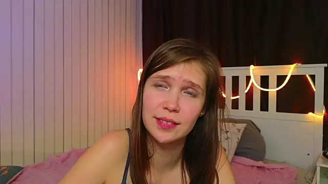 BeatrixCarIeton webcam