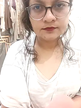 Mahira_sharma01 webcam