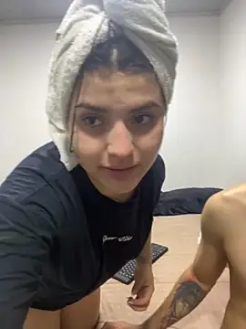 pareja_curiosa19 webcam