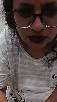 Mahira_sharma01 webcam