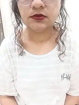 Mahira_sharma01 webcam