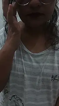 Mahira_sharma01 webcam