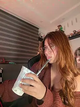 crystal_bunny7 webcam