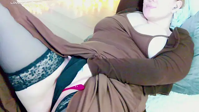 Miss_Magic_Eyes_ webcam