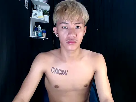 naughtyboyloy_0 webcam