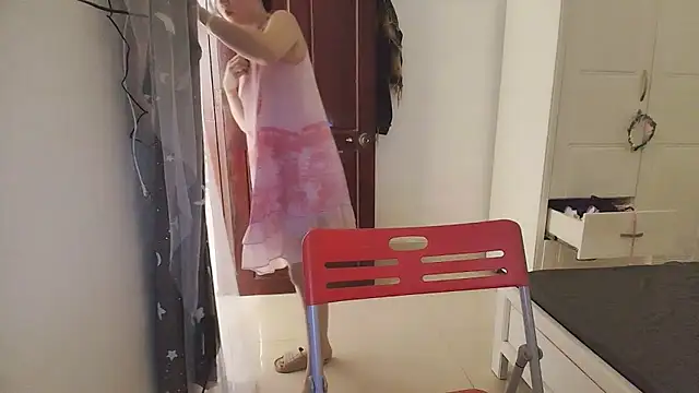 Mie_baby2k from StripChat is Freechat