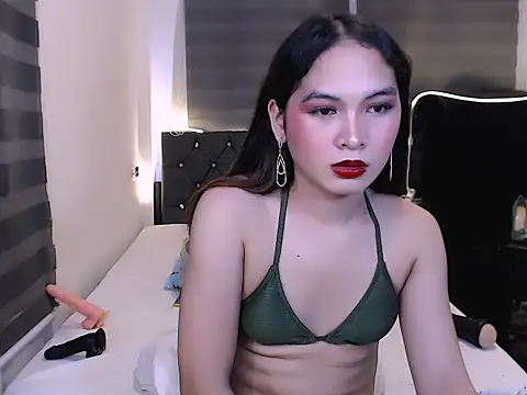 sylvannia_cumslut (T teen) - Cum in public