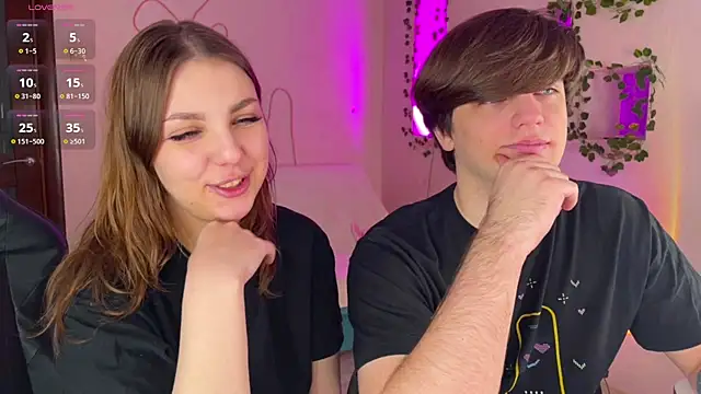 RobertAndLinela webcam