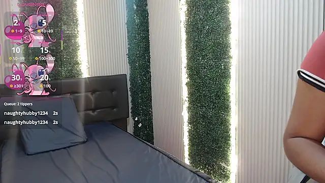 nude amateur Canela A73