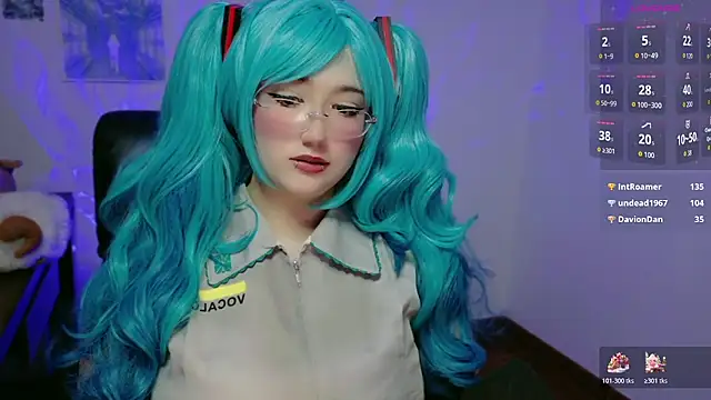 livelle (F young) - Oily boobs