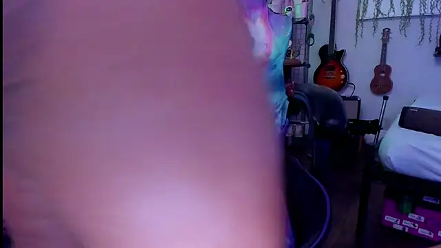 CharletteWebb webcam