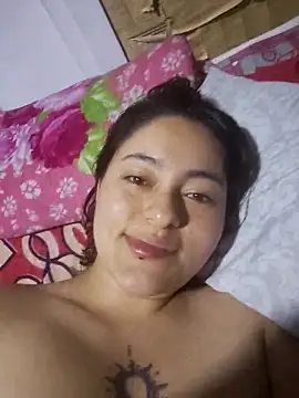 honeywhisper69 webcam