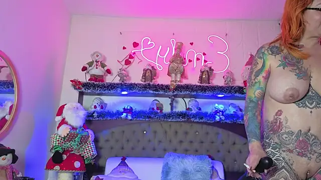 EMILY_ROUSSE71 webcam