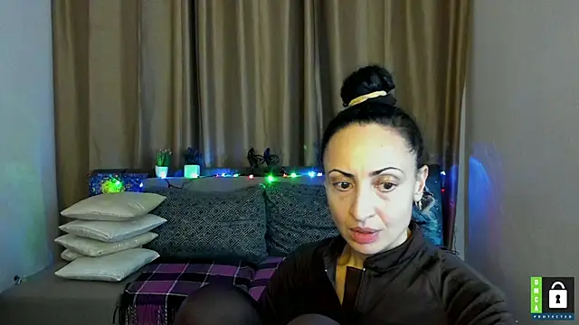 Arianasweety23 webcam
