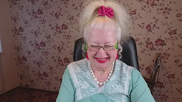 Maya_Mayflower webcam