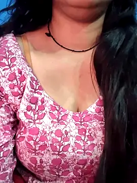 jaan-step live cam screenshot female from India on VideoChat Party – Live Video Chat & Cam Rooms