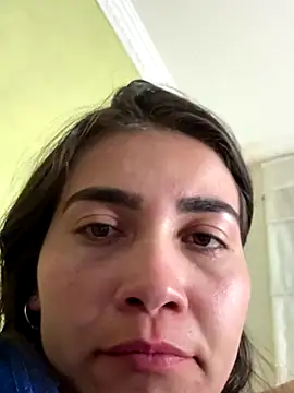 aurora_divine (Ask my age) - domi control for 5 minutes