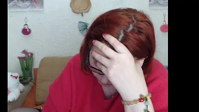 PlayfullMature webcam