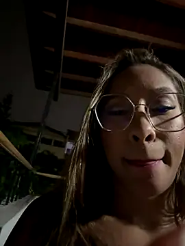 AlessiaLondon webcam