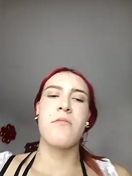 laura_arias018 webcam